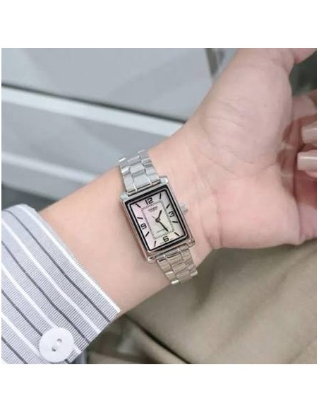 Reloj Casio Para Mujer LTP-1234DS-4A Analógico Rectangular Correa Acero Bitono