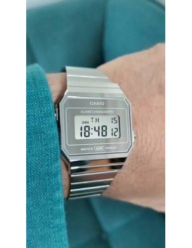 Reloj Casio Vintage A700WEV-7A Digital Ultra Fino Correa Malla Milanesa Acero Plateado