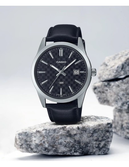 Reloj Casio Para Hombre MTP-VD03L-1A Analógico Correa Cuero Negra Esfera Negra