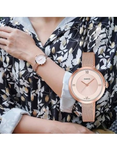 Reloj Casio Para Mujer LTP-E154MPG-4A Analógico Malla Milanesa Oro Rosa