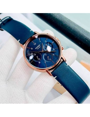 Reloj Casio Para Hombre MTP-E321RL-2A Multifuncion Caja Oro Rosa Esfera Azul Correa Piel