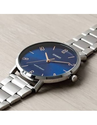 Reloj Casio Para Mujer LTP-VT01D-2B2 Analógico Correa Acero