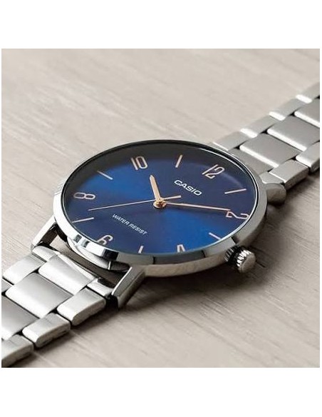 Reloj Casio Para Mujer LTP-VT01D-2B2 Analógico Correa Acero