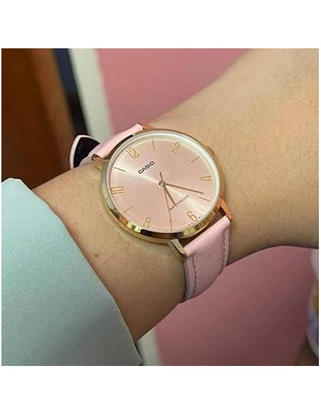 Reloj Casio LTP-VT01GL-4B Dorado con Correa de Cuero