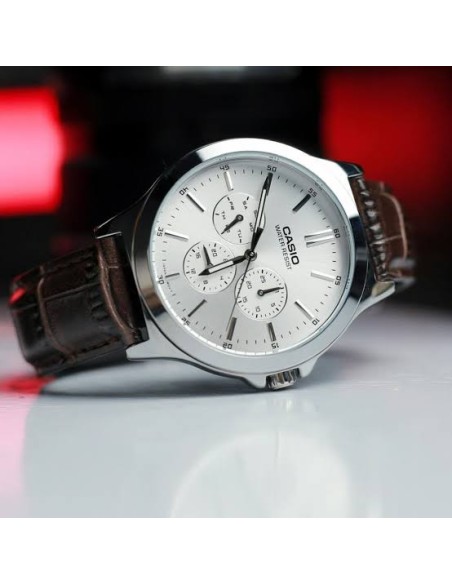 Reloj Casio Para Hombre MTP-V300L-7A Multifuncion Correa de piel