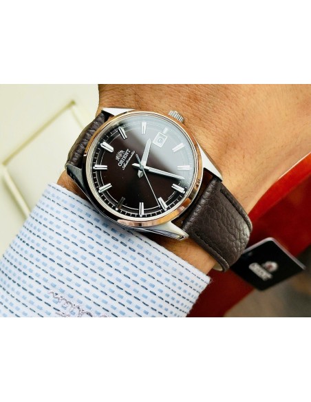 automático hombre Orient Stretto Date RA-AC0R03Y Chocolate / Rose Gold  38,5mm 50m WR cristal de zafiro