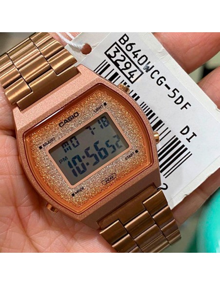 reloj digital unisex Casio Vintage Edgy B640WCG-5E Luz de Fondo Led correa de acero 50m water resist
