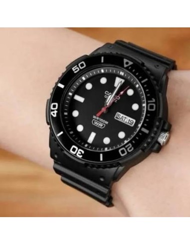 Reloj Casio MRW-230H-1E1 Resistente, Estilo Deportivo y Funcionalidad, Ideal para Todo Uso