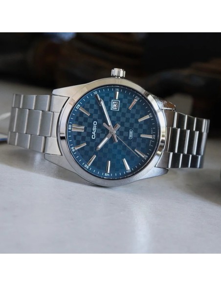 reloj clásico cuarzo hombre Casio Classic MTP-VD03D-2A2 41mm 50m WR correa de acero