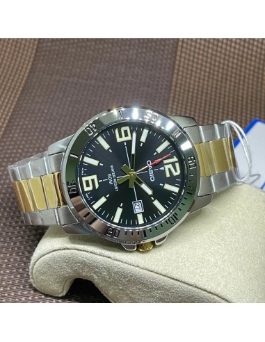 reloj clásico hombre cuarzo Casio Classic MTP-VD01SG-1BV Two-Tone 49 × 45 × 10.3 mm 50m WR correa de acero