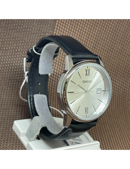 reloj clásico cuarzo hombre Casio Classic  MTP-V002L-7B3 44 × 37 × 9.6 mm 44 grs correa de cuero