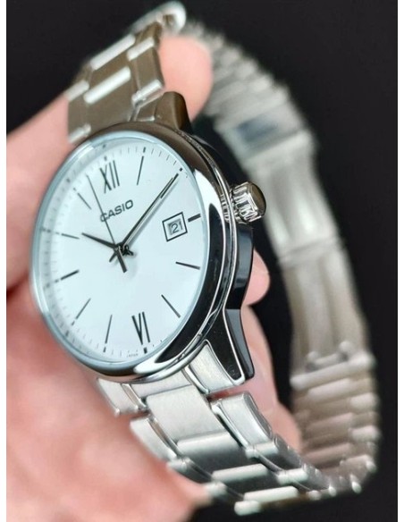 reloj clásico cuarzo hombre Casio Classic MTP-V002D-7B3 44 × 37 × 9.6 mm correa de acero