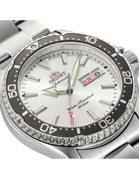 reloj automático buceo hombre Orient Kamasu “Ginrin” RA-AA0825S 41.8mm 200m WR cristal de zafiro correa de acero