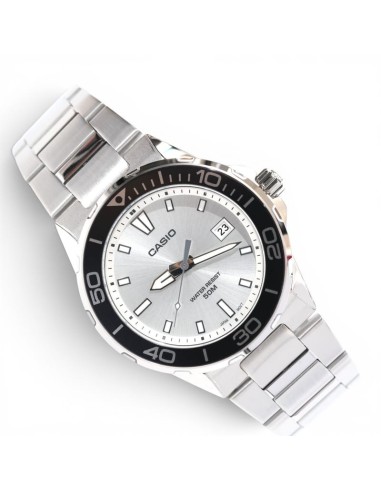 Reloj Casio Timeless MTD-145D-7A para hombre correa de acero inoxidable