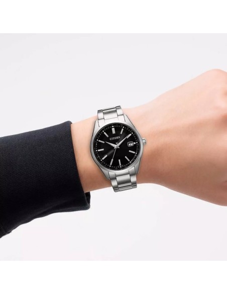 radiocontrol solar hombre Citizen CB0300-53E 40mm JDM cristal de zafiro