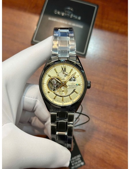 Orient Star Joker Two-Tone RK-AV0130G JDM 41mm 100m WR cristal de zafiro