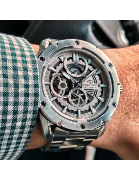reloj automático hombre Orient Star Avant-Garde Skeleton RE-AV0A02S  43.2mm Cristal Zafiro correa de acero 100m resistente al ag