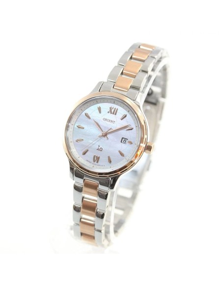 solar mujer Orient Women's iO NATURAL&PLAIN White Mother-of-Pearl Dial Solar Powered Metal Band RN-WG0415A