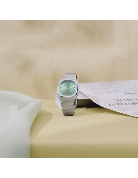 reloj digital analógico unisex Casio Edgy AQ-240E-2A 40.9 × 35.8 × 8.1 mm correa de acero ajustable
